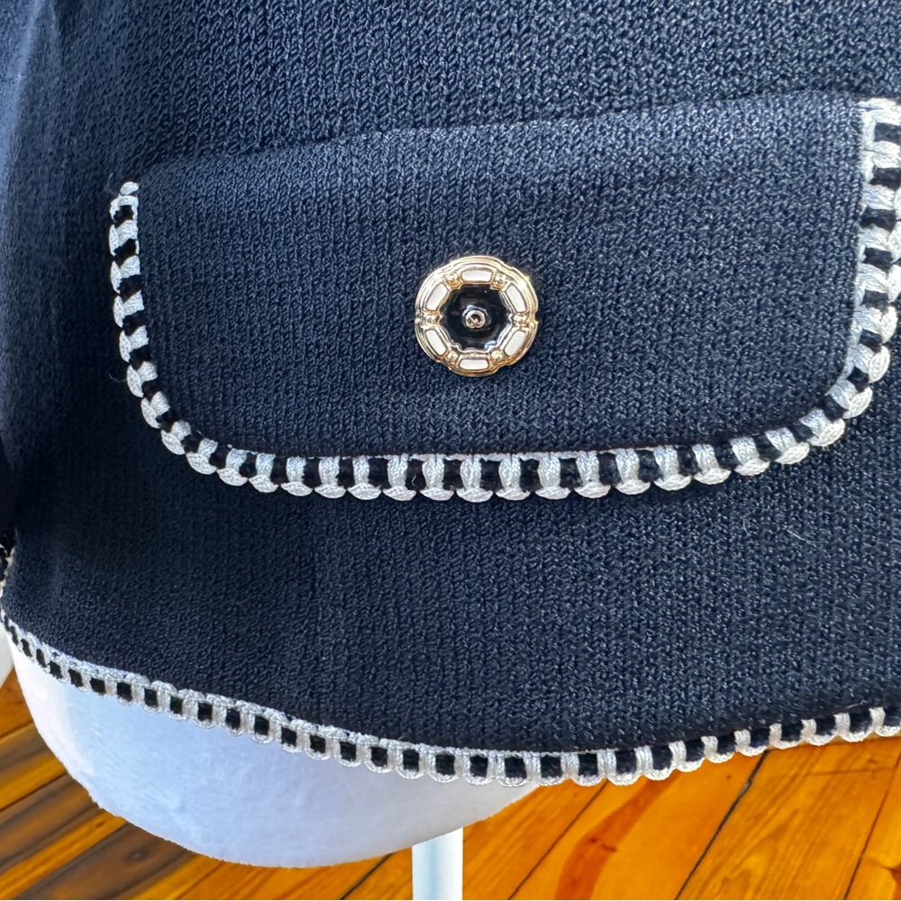 St. John Collection Black Blazer with White Trim - Picture 8 of 12